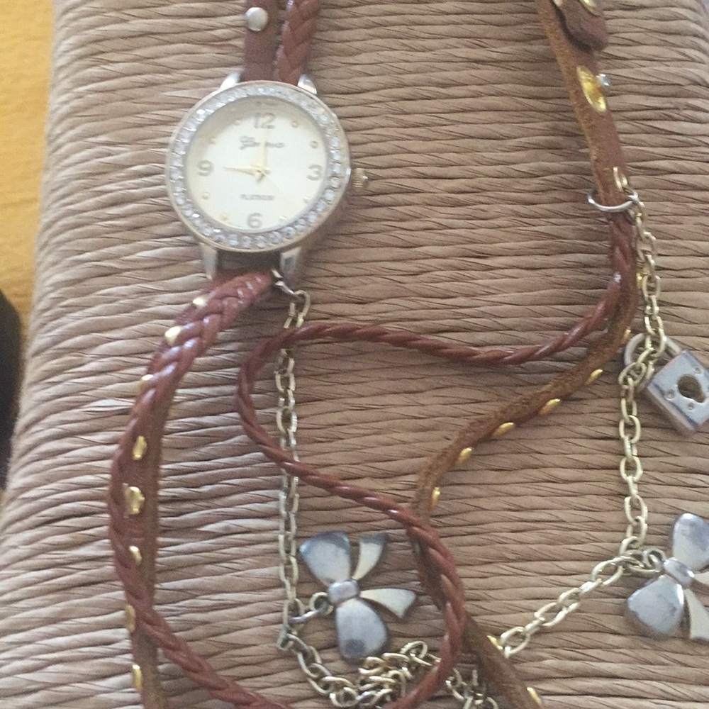 Wrap around watch - Picture 2 of 2